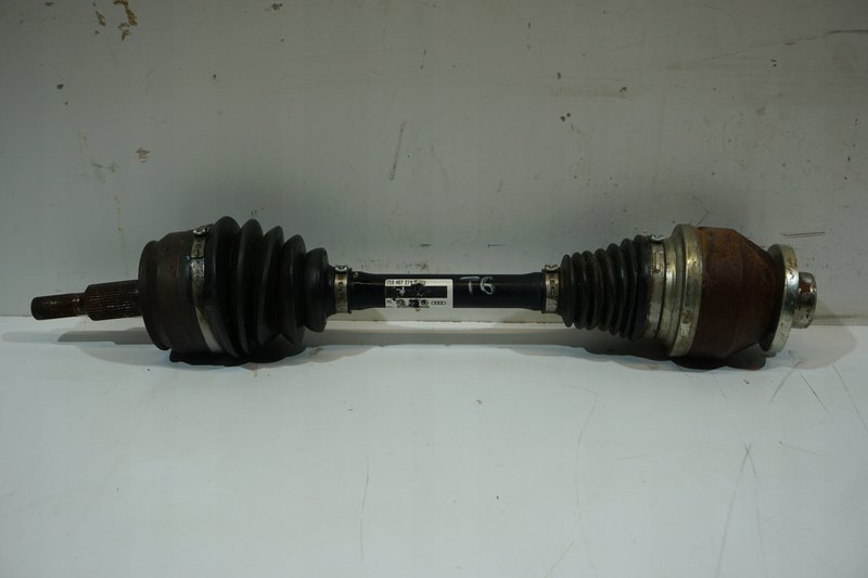 VW T6 PÓŁOŚ 7E0407271R