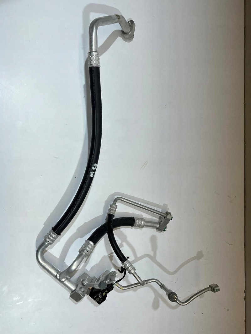 PRZEWODY KLIMATYZACJI MG CB035B