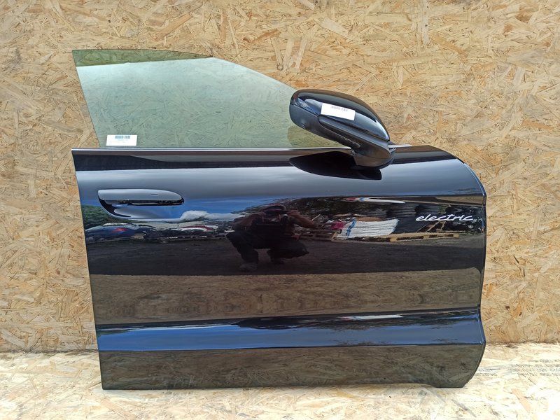 DRZWI PORSCHE TAYCAN 9J1 PRAWY PRZÓD