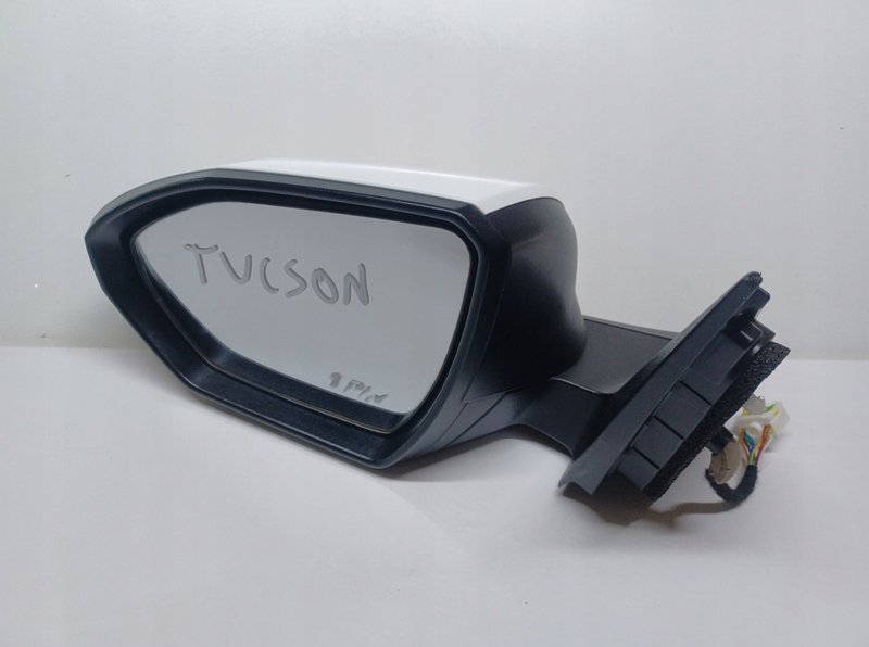 HYUNDAI TUCSON LUSTERKO LEWE 8 PIN