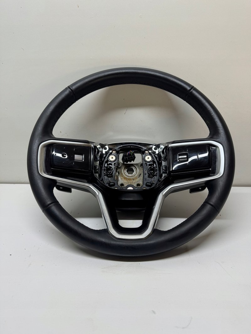 RANGE ROVER EVOQUE L551 KIEROWNICA MULTIFUNKCYJNA