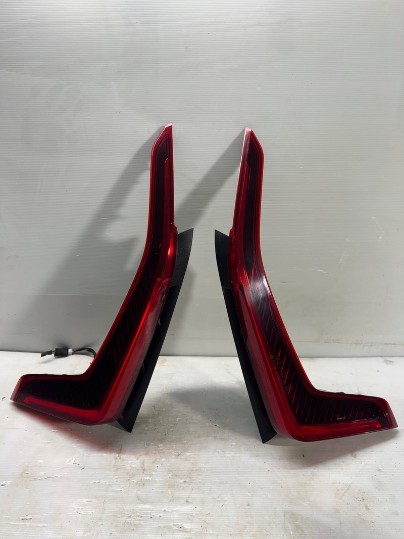 Kia NIRO II LAMPA TYLNA lewa prawa lewy prawy TYŁ