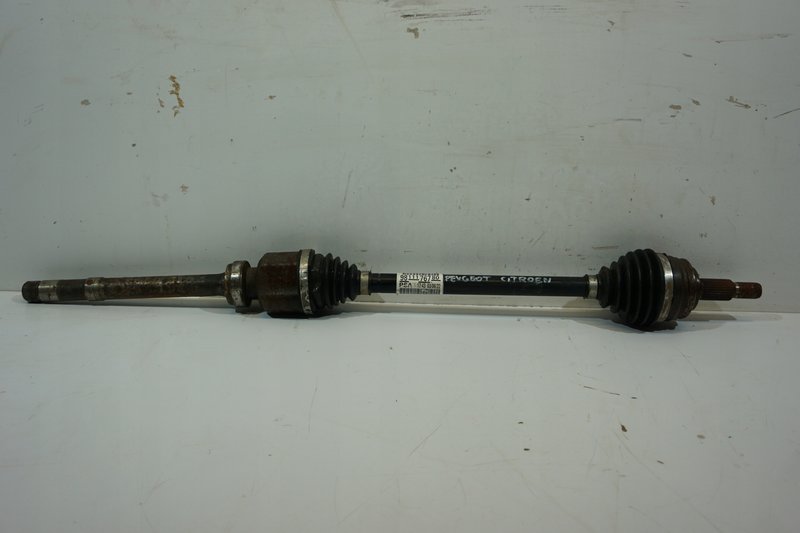 PEUGEOT 3008 II 5008 II PÓŁOŚ PRZEDNIA PRAWA 9811176780