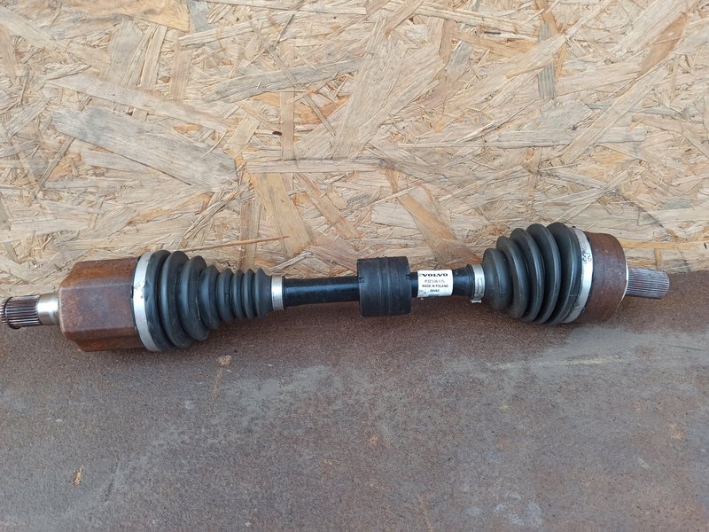 PÓŁOŚ VOLVO XC-60 P32336175 KRÓTKA