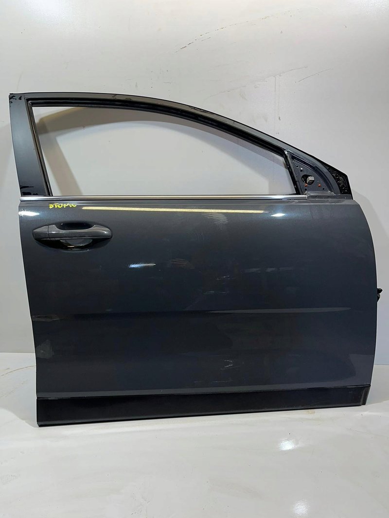 DRZWI PRAWY PRZÓD KIA STONIC