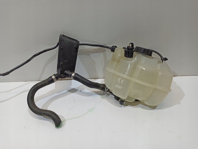 ZBIORNIK WYRÓWNAWCZY VOLVO XC60 II 31465682