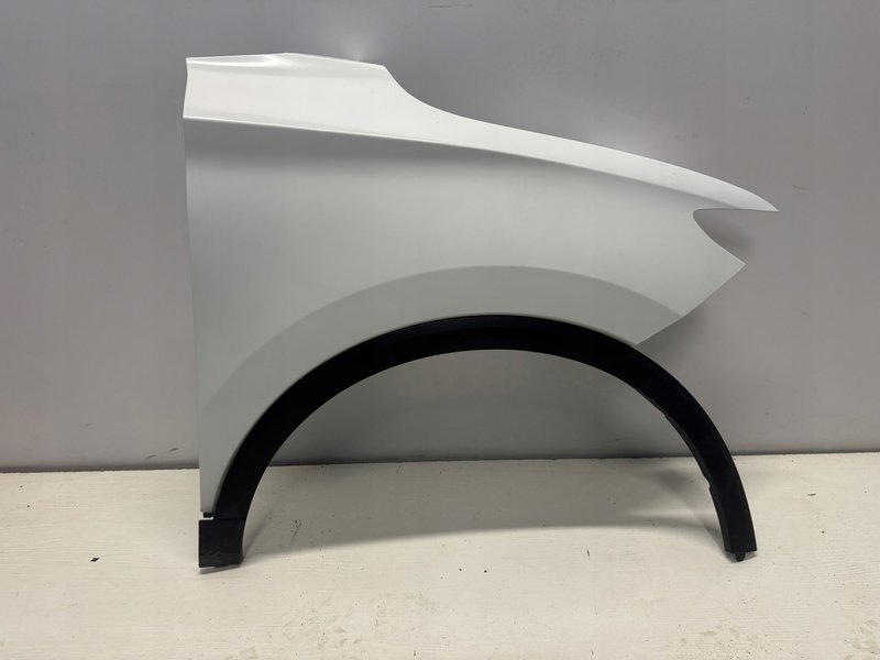 MG ZS BŁOTNIK PRZEDNI PRAWY PRZÓD