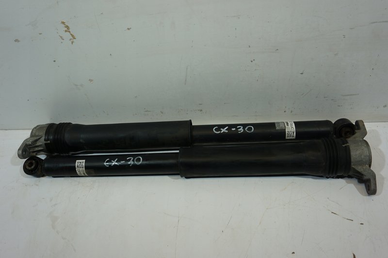 MAZDA CX-30 CX30 AMORTYZATOR TYŁ TYLNI PRAWY LEWY DFR528700A