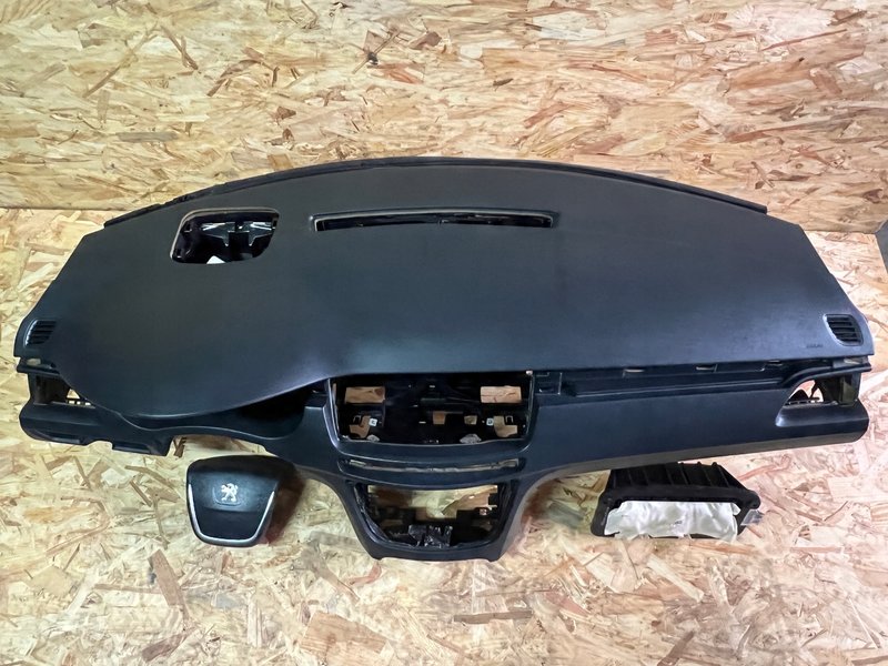 PEUGEOT 508 I DESKA ROZDZIELCZA KONSOLA PODUSZKI