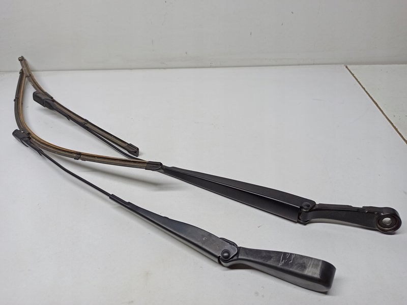 MERCEDES CLA W118 RAMIONA WYCIERACZKI PRAWE LEWE A1778200800 A1778200900