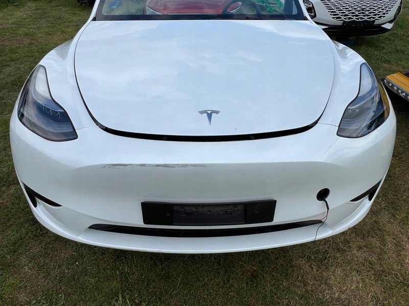 TESLA MODEL Y Ćwiartka podłużnica przednia lewa prawa