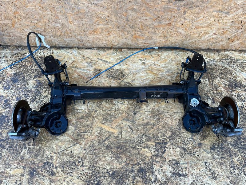 ZAWIESZENIE TYŁ BELKA CITROEN III C3