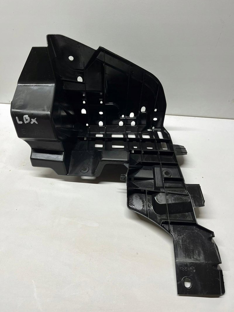 NADKOLE LEWY TYŁ LEXUS LBX 52592-52470