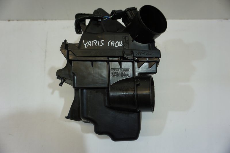 TOYOTA YARIS CROSS OBUDOWA FILTRA POWIETRZA