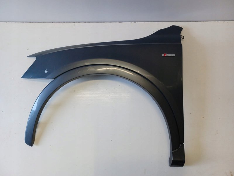 BŁOTNIK LEWY PRZÓD AUDI Q3 S LINE 8U0