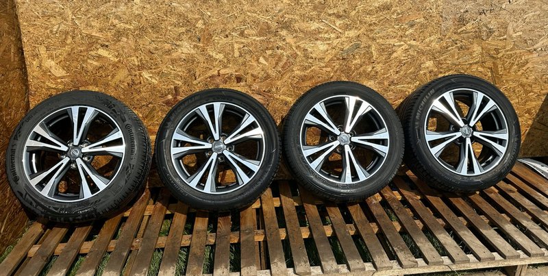 NISSAN OE FELGI ALUMINIOWE KOŁA OPONY 18x7J ET40 5x114,3 215/55 R18
