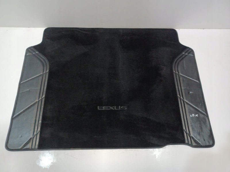 MATA BAGAŻNIKA LEXUS LBX PW241-52003
