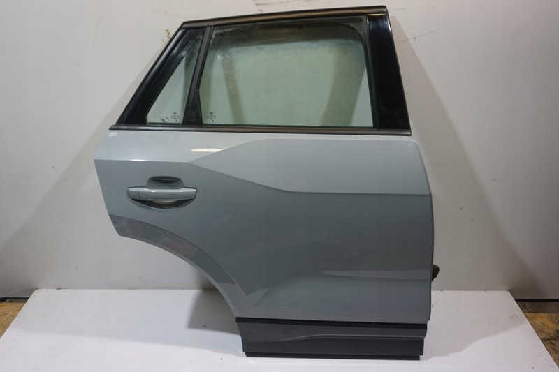 Audi Q2 81A drzwi tylnie prawe prawy tył