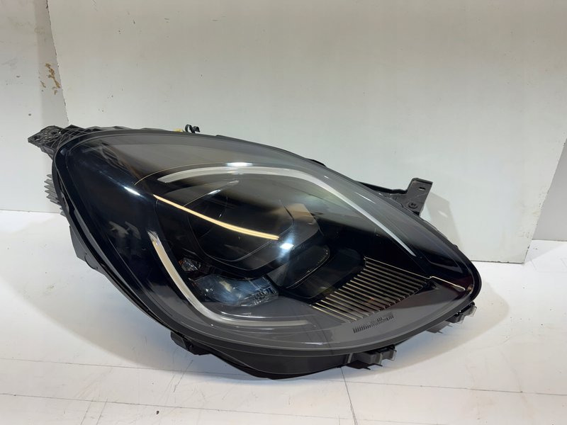 FORD PUMA LAMPA PRZEDNIA PRAWA PRAWY PRZÓD L1TB-13E014-GK