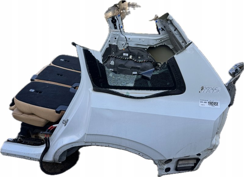 VOLVO XC90 ĆWIARTKA TYŁ LEWY BŁOTNIK