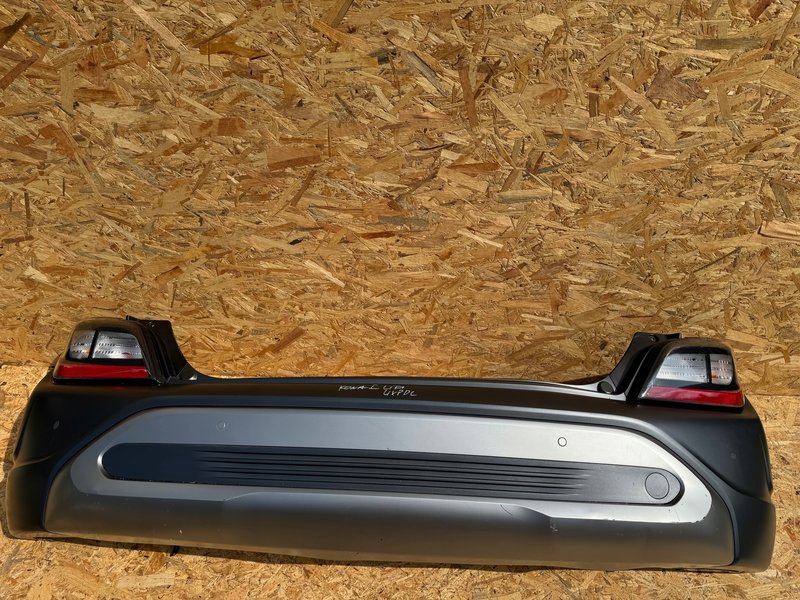 Hyundai kona I lift 4 x pdc zderzak tył tylny