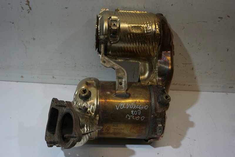 VOLVO XC60 II KATALIZATOR KOMPLETNY FILTR DPF 32240728