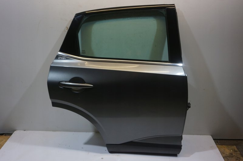 NISSAN QASHQAI J12 DRZWI TYLNE PRAWE PRAWY TYŁ