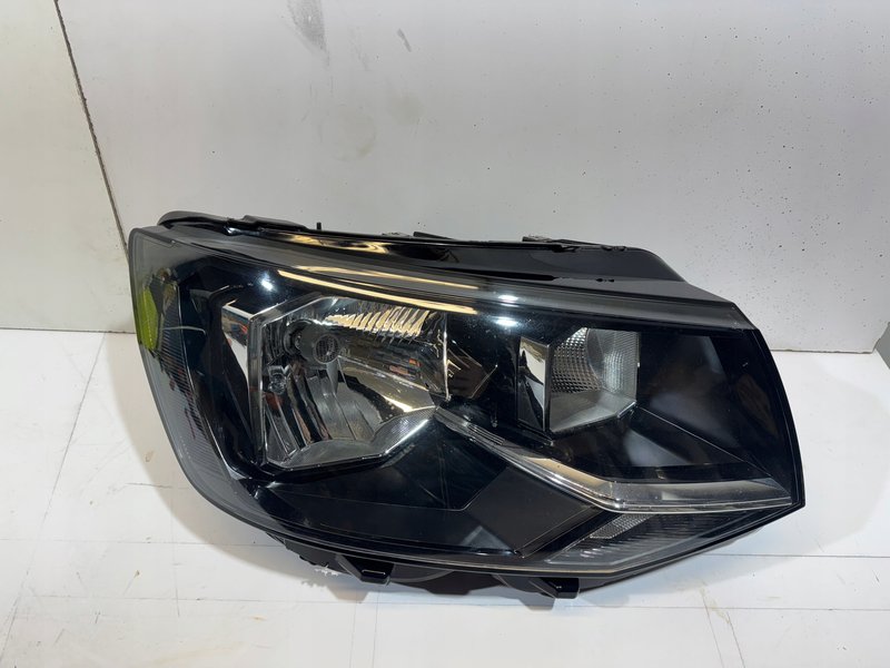 VW T6 LAMPA PRAWY PRZÓD 7E1941016L