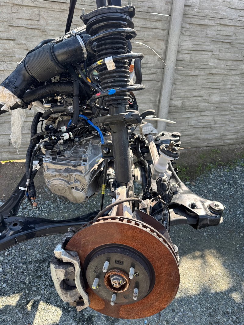 HYUNDAI TUCSON ZWROTNICA AMORTYZATOR MCPHERSON LEWY PRAWY