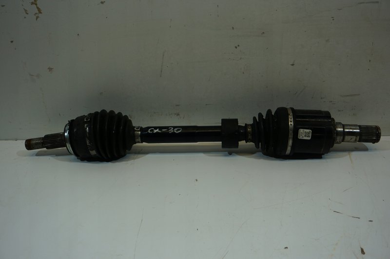 MAZDA CX-30 CX30 PÓŁOŚ PRZEDNIA LEWA EBJ92MBP408