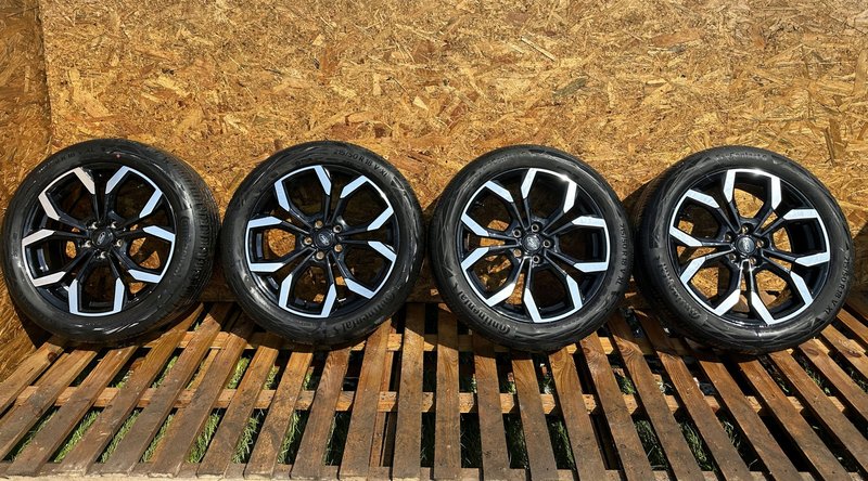 FORD PUMA MK2 FELGI ALUMINIOWE KOŁA OPONY 7Jx18 5x108 ET47,5 215/50 R18