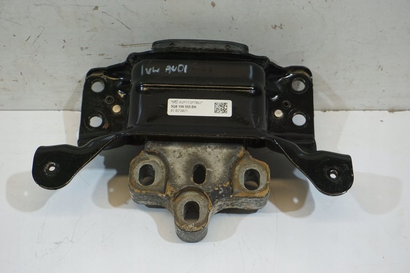 VW AUDI ŁAPA PODUSZKA SILNIKA 5Q0199555BK
