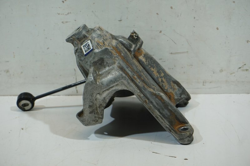 AUDI Q5 ŁAPA PODUSZKA SILNIKA 80A199307D