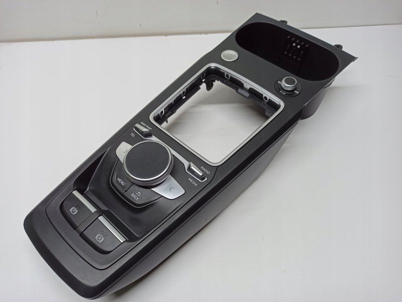 AUDI Q2 TUNEL ŚRODKOWY 81B864261A