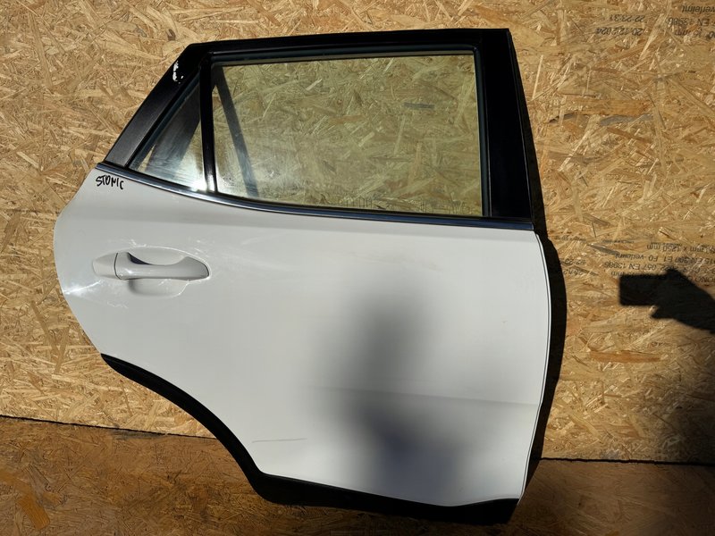 KIA STONIC DRZWI TYLNE PRAWE PRAWY TYŁ