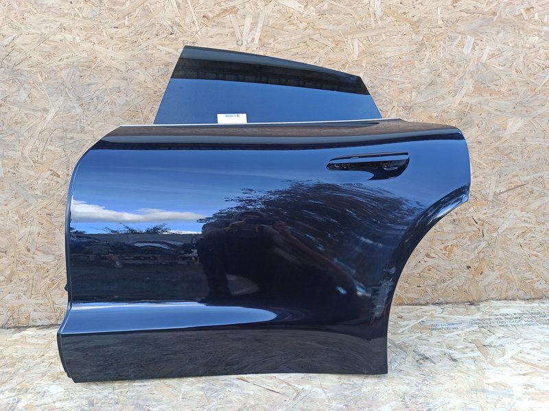 DRZWI PORSCHE TAYCAN 9J1 LEWY TYŁ