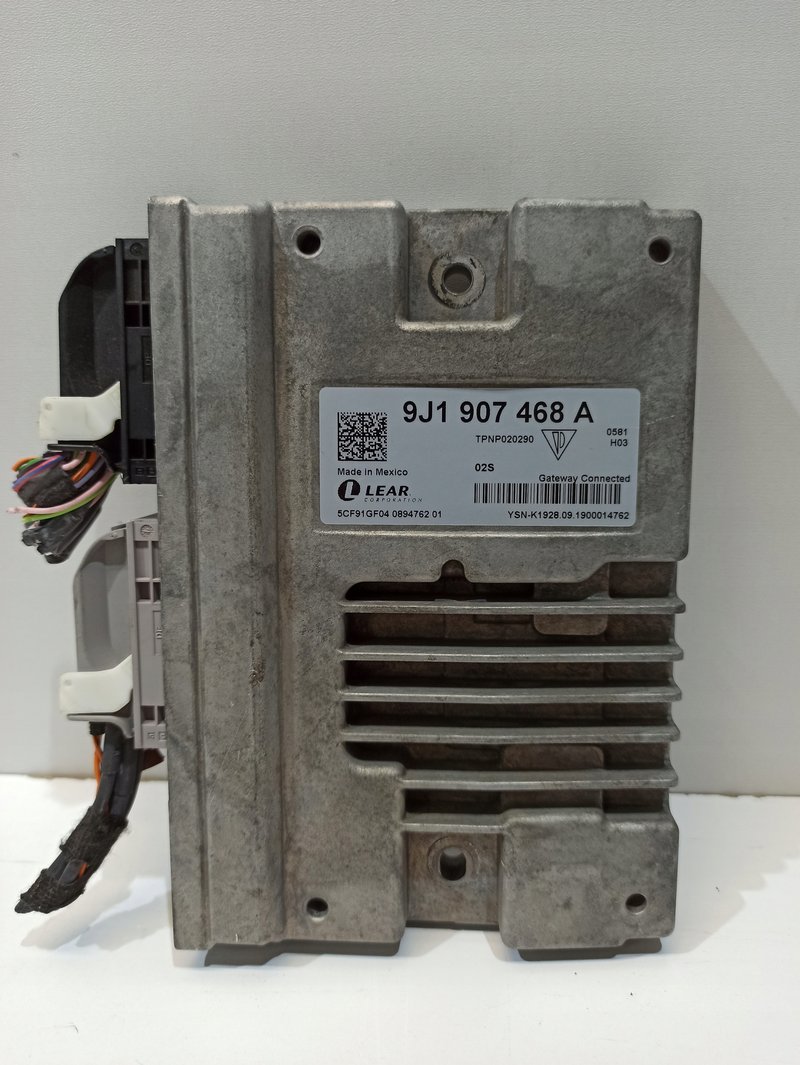 MODUŁ STEROWNIK GATEWAY PORSCHE TAYCAN 9J1907468A