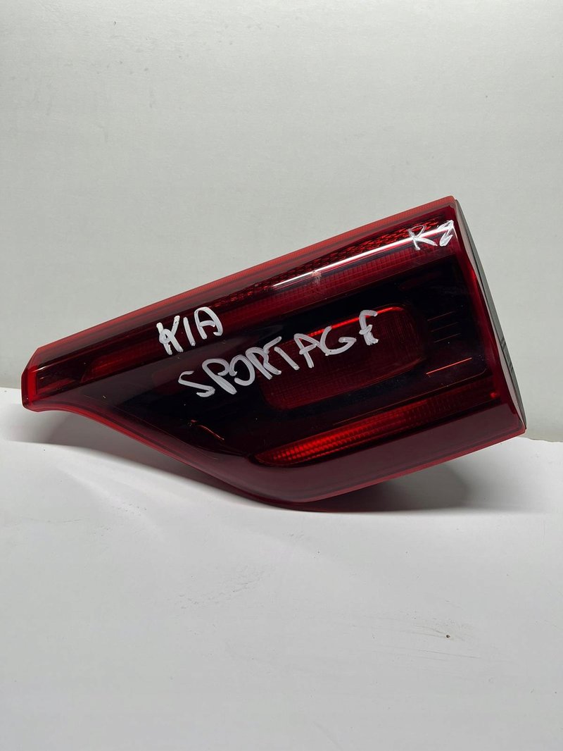 LAMPA TYŁ PRAWA KIA SPORTAGE IV 92406F1500