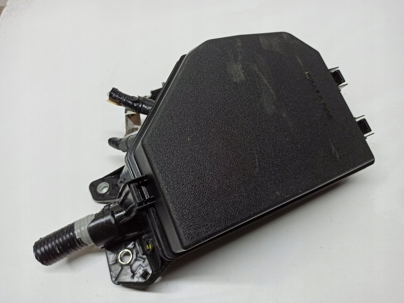 TOYOTA C-HR II SKRZYNKA BEZPIECZNIKÓW 82662-F4510 82644-V2020