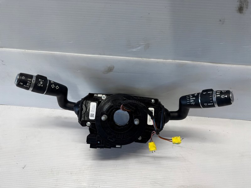 PAJĄK MANETKI TAŚMA PRZEŁĄCZNIK ZESPOLONY RANGE ROVER EVOQUE L538