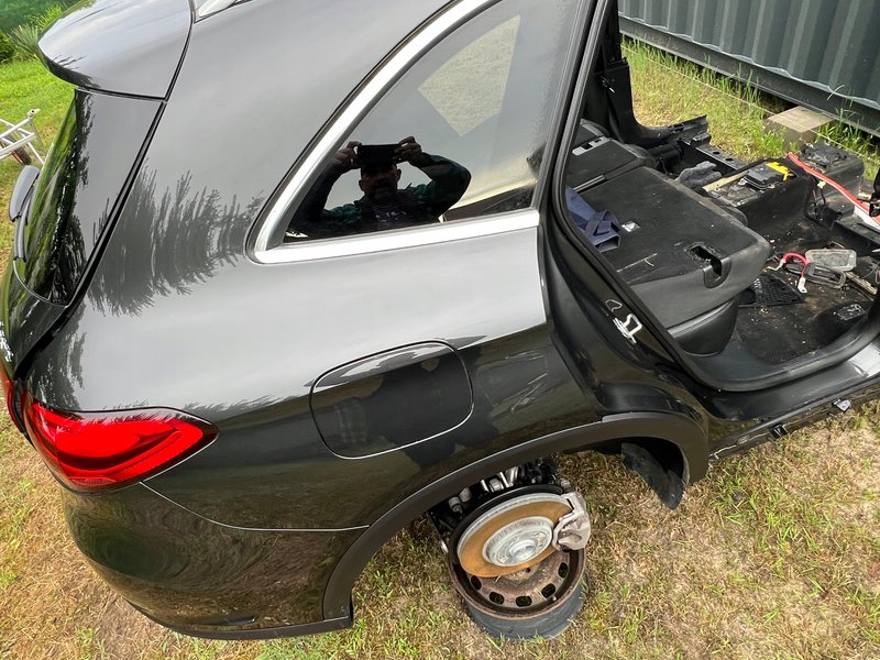 Mercedes GLC W254 ĆWIARTKA TYŁ PRAWY BŁOTNIK