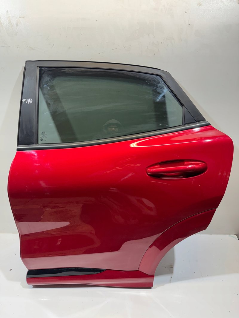 FORD PUMA DRZWI TYLNE LEWE LEWY TYŁ