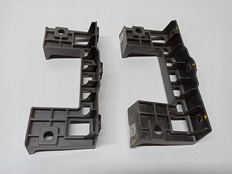 PORSCHE TAYCAN 9J1 WSPORNIK MOCOWANIE ŚLIZG PODWOZIA 9J1825199