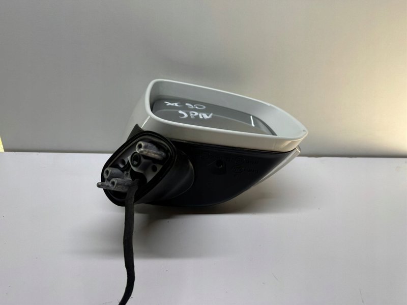 LUSTERKO PRAWE VOLVO XC90 II 9 PIN