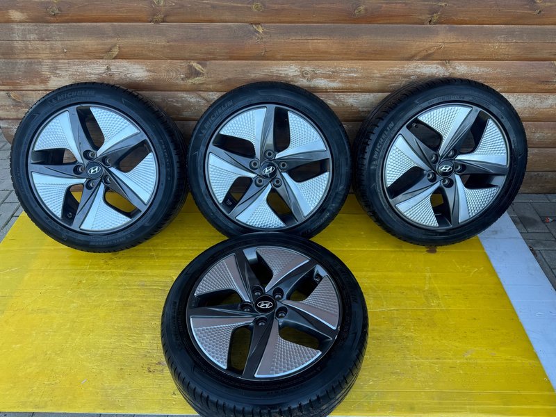 HYUNDAI IONIQ I30 FELGI KOŁA 225/45/17 MICHELIN 7JX17 ET53 5X114.3