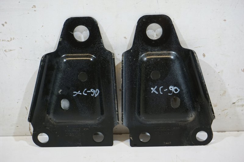 VOLVO XC90 II PODPORA WSPORNIK 31353977