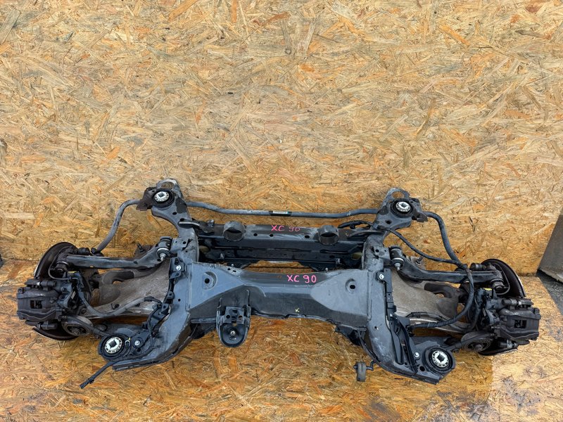 VOLVO XC90 II D5 BELKA WÓZEK ZAWIESZENIE TYŁ TYLNE