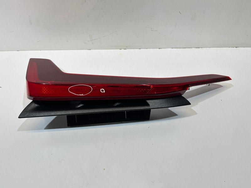 LAMPA TYŁ LEWA KIA NIRO II 92401-AT