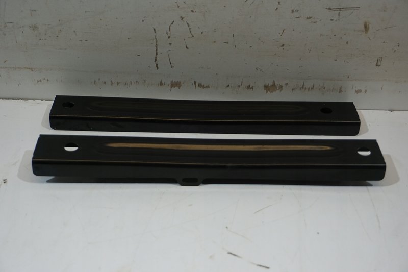 MERCEDES W206 MOCOWANIE UCHWYT PASA LEWY PRAWY A2066280300 A2066281300