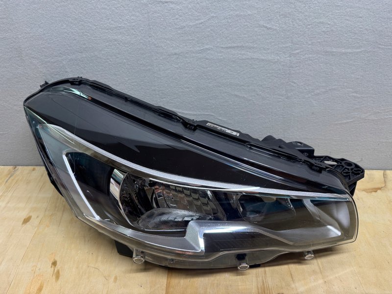 PEUGEOT 508 LIFT REFLEKTOR PRAWY LAMPA PRAWA 9807241180